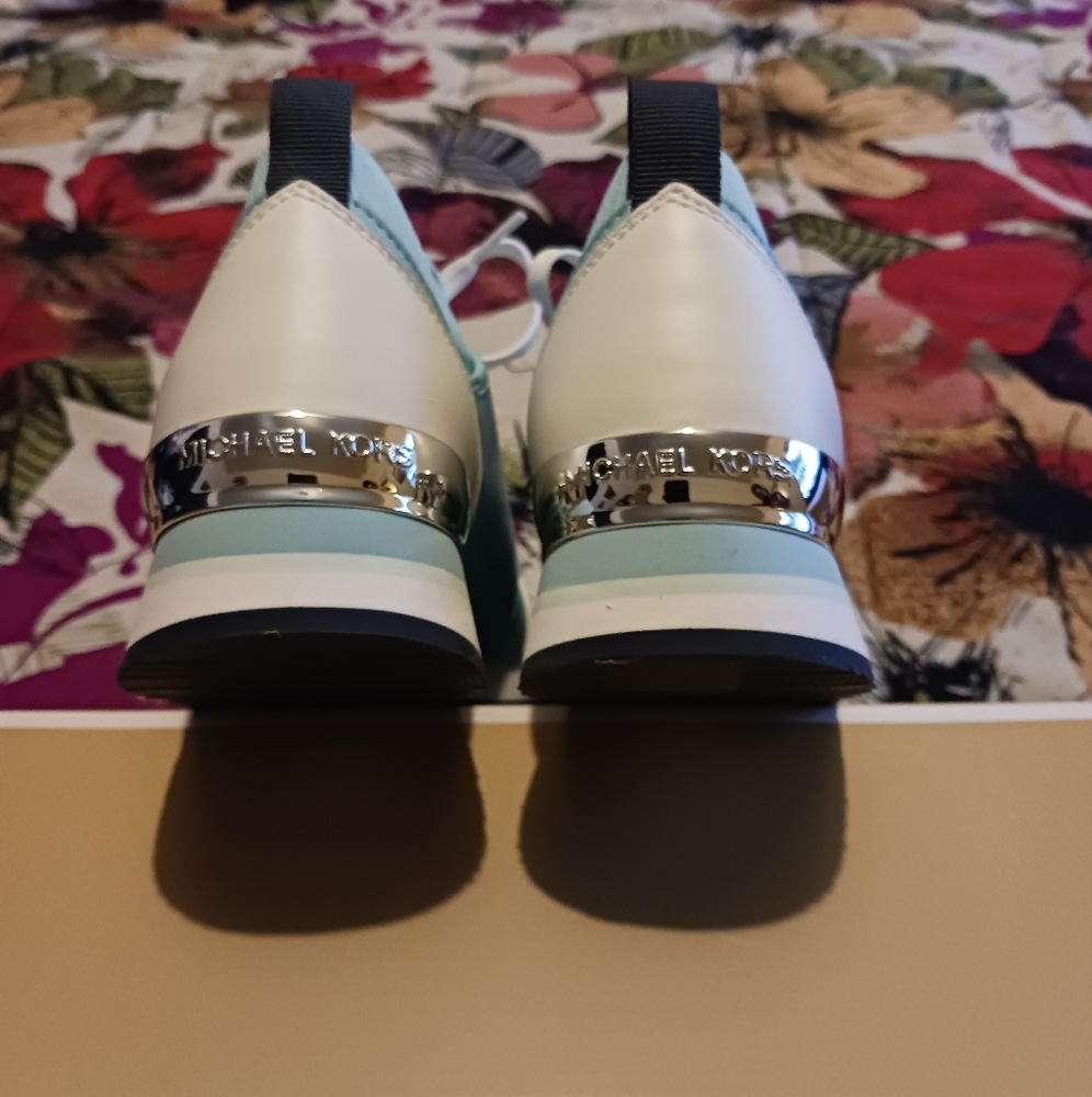 Michael Kors Dash Trainer Sneakers - Picture 7 of 10